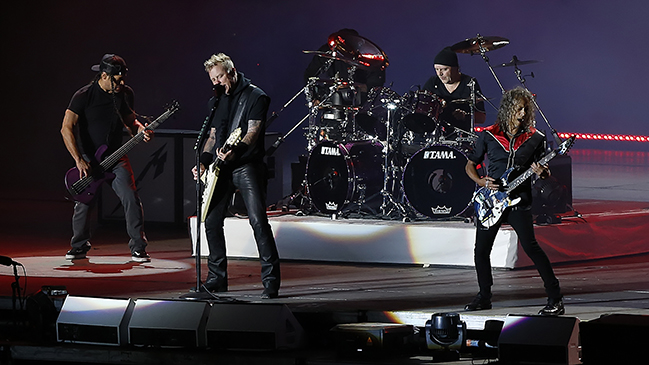 Metallica hizo vibrar a 80 mil personas en primera jornada de Lollapalooza