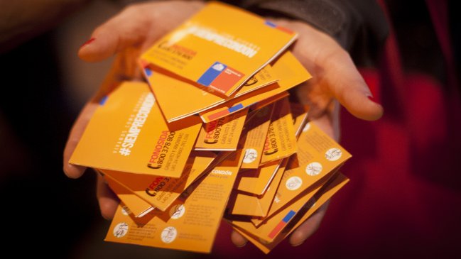 VIH en Chile: Casos confirmados aumentaron un 45 por ciento entre 2010 y 2015