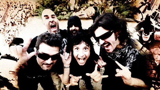 Rockero propone a Mike Patton como Presidente