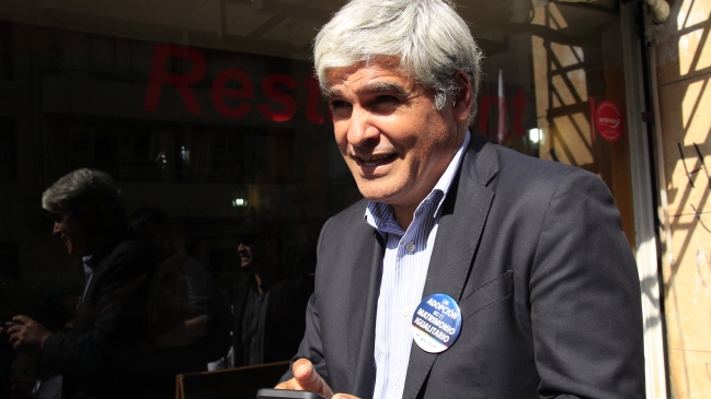 Nicolás Larraín tendrá competencia en primaria de Todos