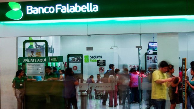 Condenan a Banco Falabella por 