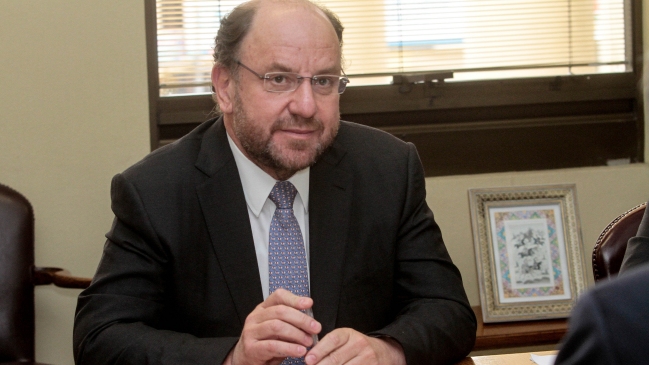 CPC respaldó a ministro Valdés por pensiones: 