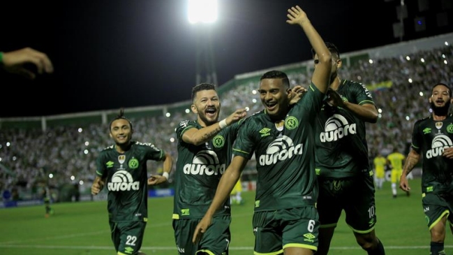 Chapecoense venció a Atlético Nacional en la primera final de la Recopa Sudamericana