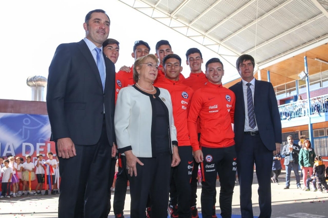 Presidenta Bachelet encabezó celebración del Día del Deporte en Macul