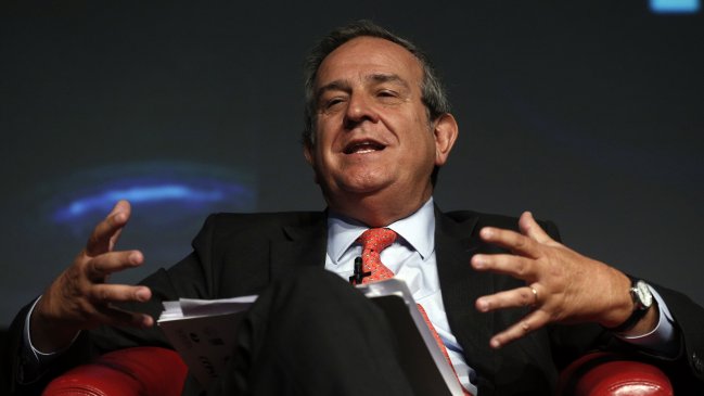 Presidente de AFP arremete contra Gobierno por 5%: ¿Lo van a administrar como el Sename?