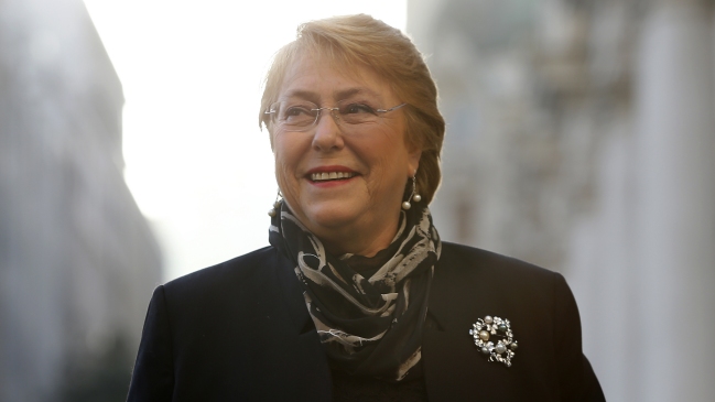 Bachelet: No me interesa crecimiento económico brutal sin mejorar la vida de las personas
