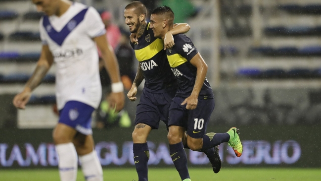 Boca Juniors venció a Vélez y sigue firme en la cima del torneo argentino