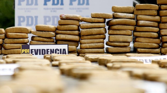 PDI incautó 180 kilos de drogas además de armamento