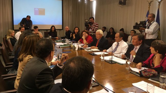 Ministra Delpiano: Proyecto que termina con CAE ingresará el segundo semestre