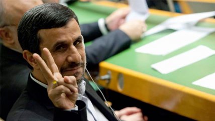 Ahmadineyad sorprendió y se inscribió como candidato a las presidenciales de Irán