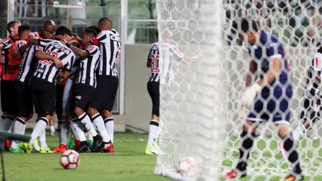  Atlético Mineiro goleó a un corajudo Sport Boys  