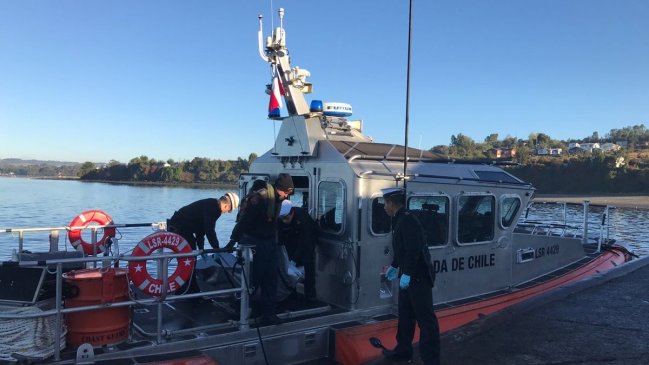 Armada rescató dos cuerpos sin vida en bahía de Quellón
