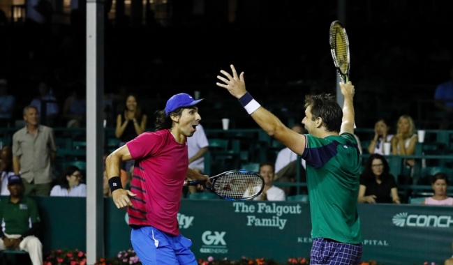 Julio Peralta escaló en el ranking de dobles tras su título en ATP de Houston