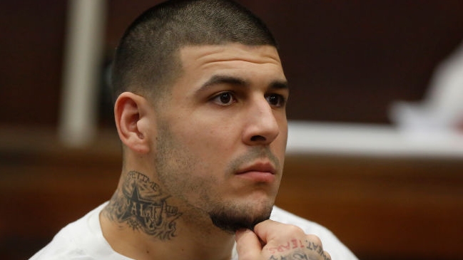 Ex jugador de la NFL murió ahorcado en su celda