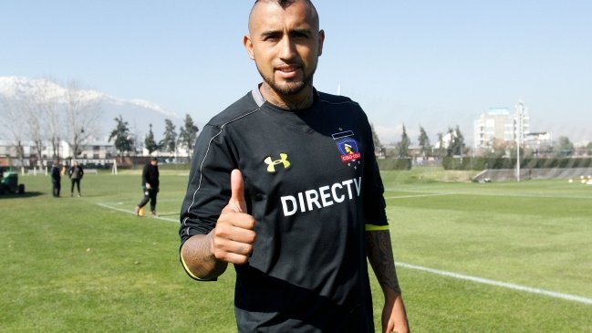 Los saludos de Arturo Vidal y otros ex cracks de Colo Colo en su aniversario