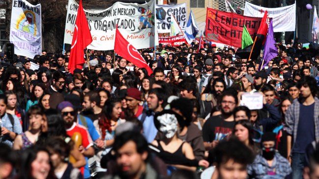 Confech llamó a paro reflexivo para jueves 27 de abril