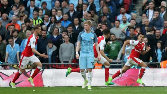 Alexis Sánchez marcó y clasificó a Arsenal a la final de la FA Cup al vencer a Manchester City