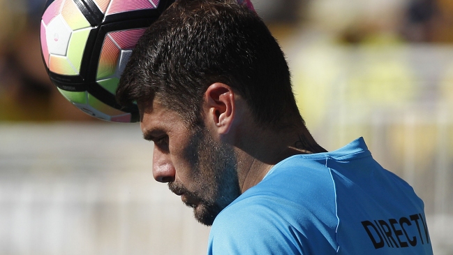 Hinchas de Colo Colo responsabilizaron a Garcés por caída ante San Luis