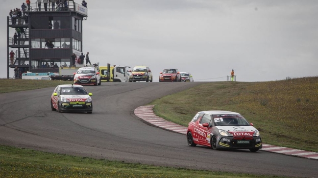 Maurizio Bustos debutó con podio en la segunda fecha del TP Race disputada en Temuco