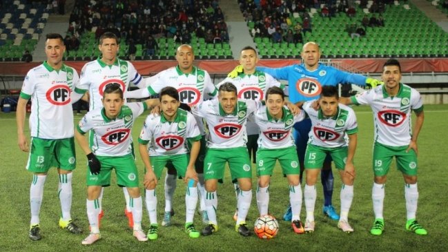Plantel de Deportes Puerto Montt amenazó con no viajar a La Serena por sueldos impagos