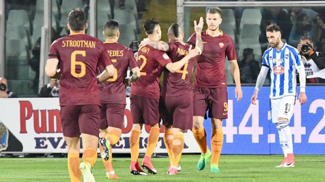 AS Roma goleó a Pescara y mantuvo su asedio a Juventus