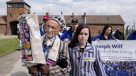 Miles de personas recuerdan en Auschwitz a las víctimas del Holocausto