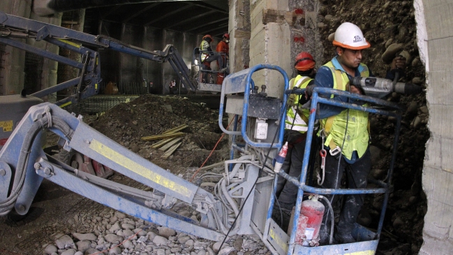 Desempleo en el Gran Santiago alcanzó 7,7 por ciento en marzo