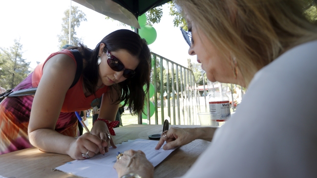 RD reúne firmas contra el tiempo para inscribir primarias del Frente Amplio