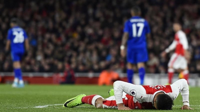 Ex campeón del mundo de rugby se burló de Alexis por mostrar su 