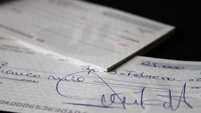 Acusan de fraude por 704 millones de pesos a funcionaria de Juzgado de Puente Alto