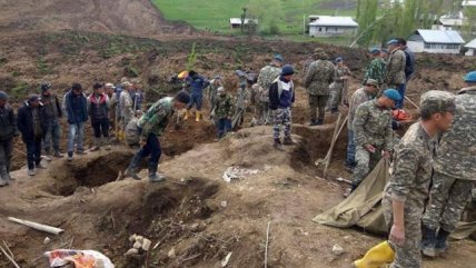 Kirguistán: Continúa la búsqueda de sobrevivientes tras aluvión que dejó 24 fallecidos