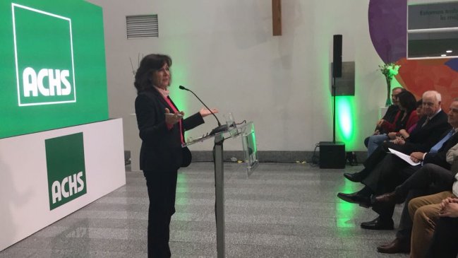 Ministra del Trabajo por interpelación: 