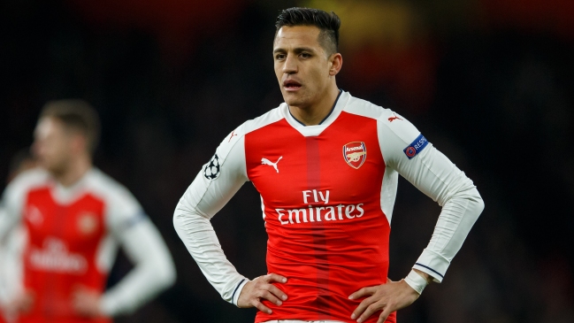 Ex figura de Arsenal criticó a Alexis Sánchez: Si se quiere ir a Chelsea, yo lo vendería