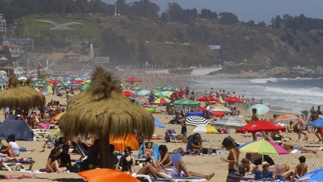 Presentan proyecto para extender las vacaciones de 15 a 20 días