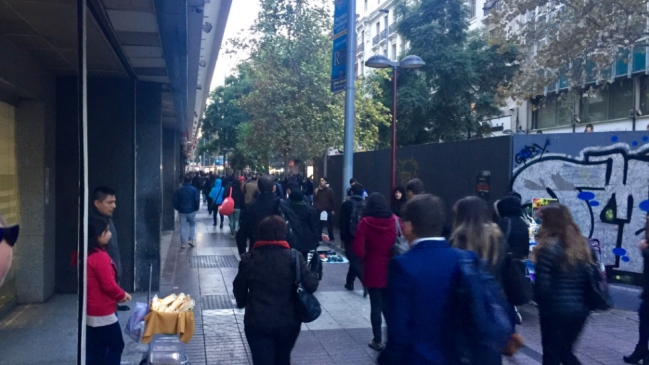 Comerciantes del Paseo Ahumada molestos con trabajos de la Línea 3 de Metro