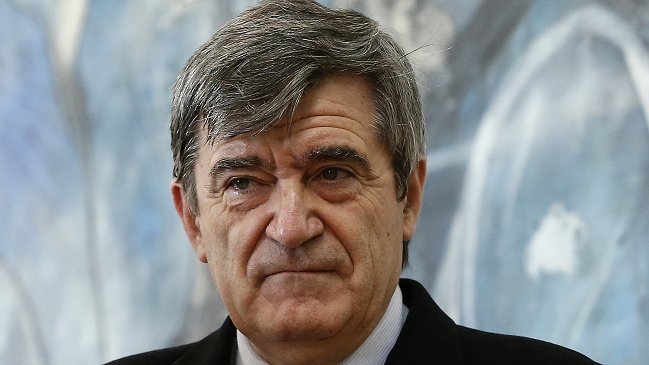 Camilo Escalona llamó a 