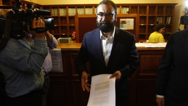 Chile Vamos pidió celeridad en querella contra Hugo Gutiérrez por 