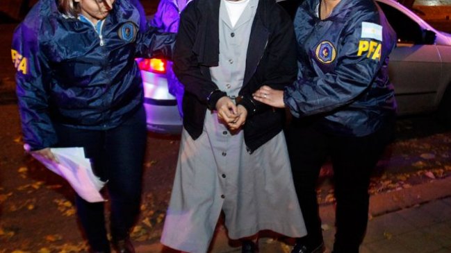 Caso de monja que ayudaba a curas pedófilos remece a Argentina