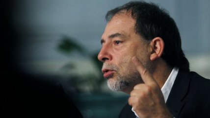   Guido Girardi fue violentamente insultado en un avión 