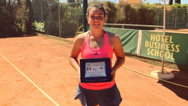 Fernanda Brito cerró una semana redonda coronándose en el ITF de Santa Margherita Di Pula