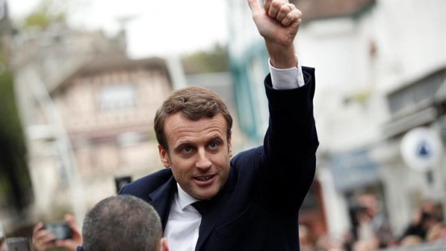 Macron gana las elecciones y se convierte en el presidente más joven de Francia