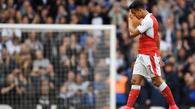 Gary Neville: Alexis Sánchez está frustrado