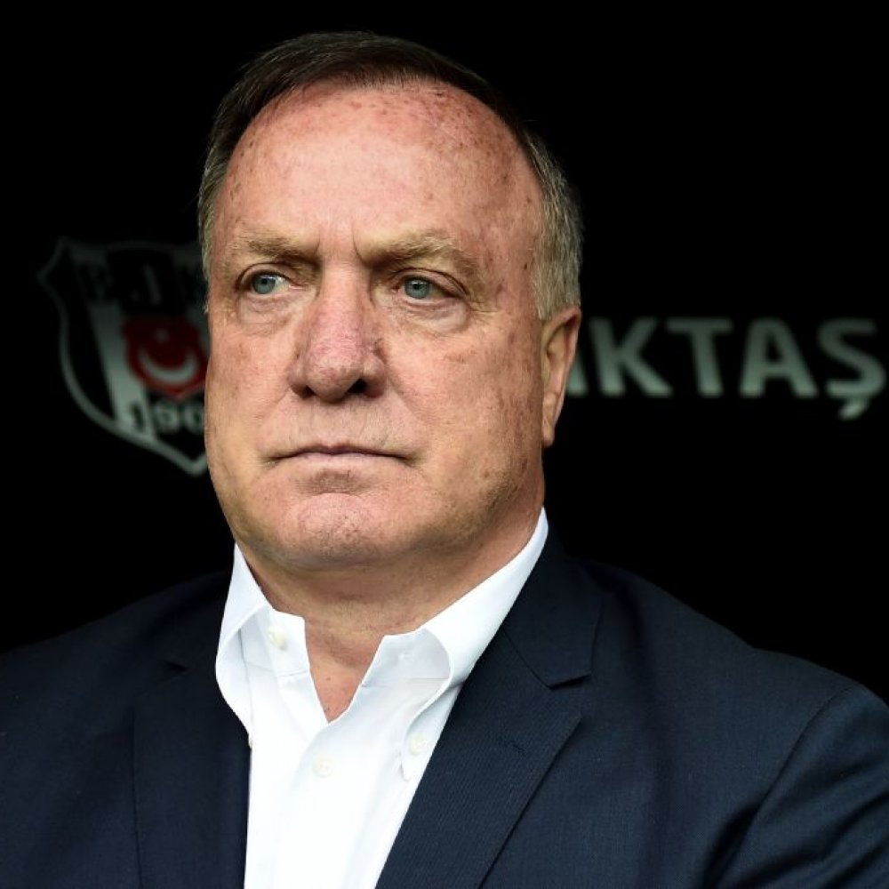 Dick Advocaat asumió como nuevo DT de Holanda