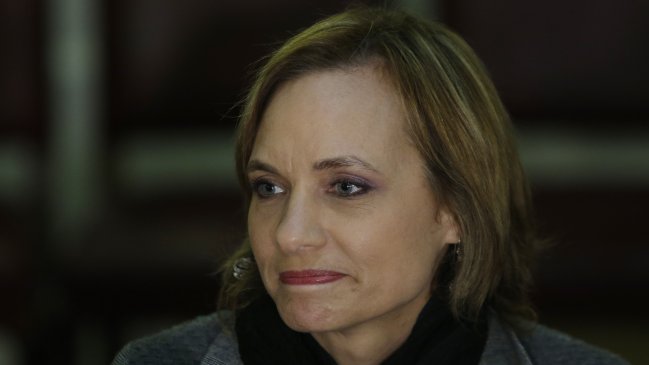 Carolina Goic aclara: Apoya concesiones, pero no al estilo Piñera