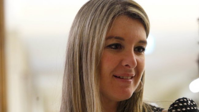 Sabat no descartó querellas por sobresueldos con gastos reservados en Carabineros