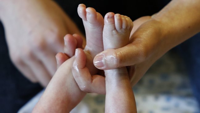 Maduro despidió a ministra que reveló aumento de la mortalidad infantil en Venezuela