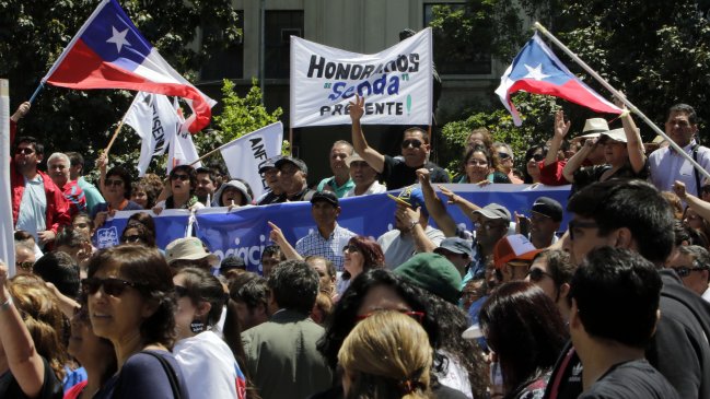 Funcionarios públicos alinean posturas de cara a negociación de reajuste