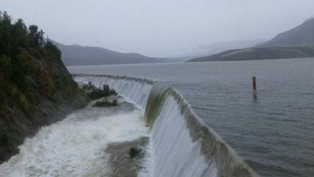 Corte de agua en Ovalle por crecida del Limarí se extenderá al menos por cinco días