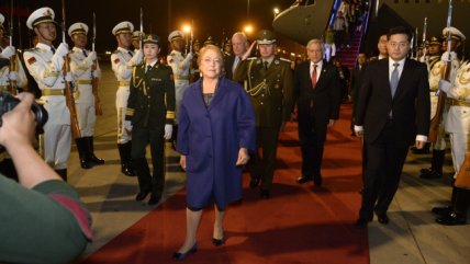  Bachelet lamentó, desde China, muertes por lluvias  