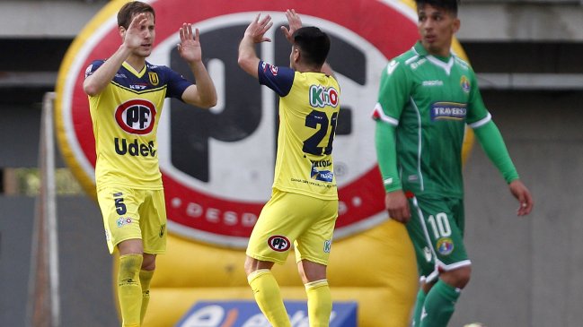 Universidad de Concepción dominó a Audax Italiano y mantuvo viva su esperanza